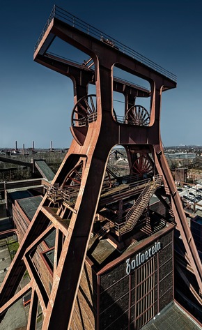 Zollverein. UNESCO-Welterbe, Fotografien von Thomas Stachelhaus - jetzt im Verlag Berg &amp; Feierabend erschienen