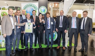 NORMA: NORMA: Eigenmarke BIO SONNE zur Green Brand Germany 2019/2020 auf der BIOFACH ausgezeichnet / Lebensmittel-Discounter leistet Beitrag zum Schutz von Umwelt, Natur und Klima (FOTO)