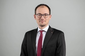 Merkur Group: Dominik Raasch, Meik Sellenriek und David Schnabel in Vorstand der Merkur.com AG berufen / Jürgen Stühmeyer wechselt in den Aufsichtsrat der Merkur.com AG - Dieter Kuhlmann geht in den Ruhestand