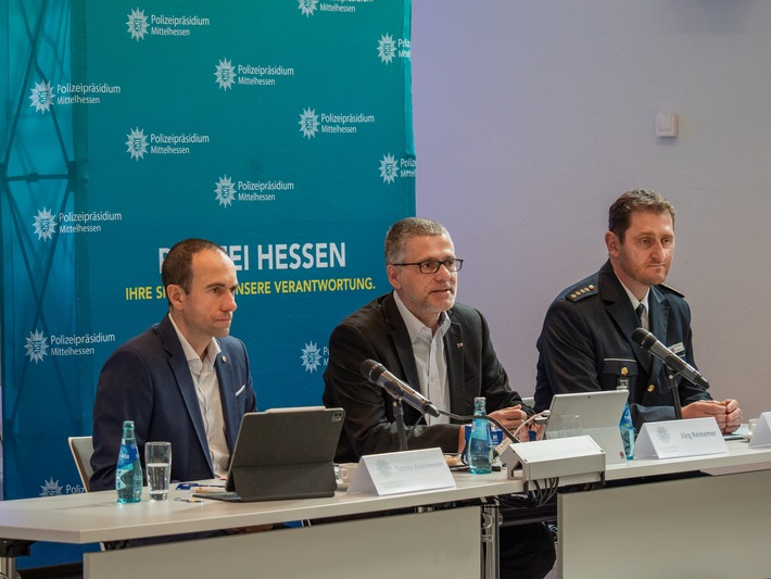 POL-GI: Polizeiliche Kriminalstatistik für Mittelhessen vorgestellt+++Mehr Gewalt gegen Einsatzkräfte+++Deutliche Zunahme von Straftaten im öffentlichen raum+++Schwerpunkt "Sichere Innenstädte"